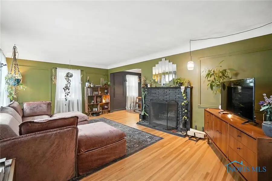 3647 Elmhurst Road, Toledo, OH 43613 - Image #3