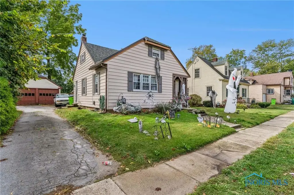 207 W Culbertson Street, Fostoria, OH 44830 - Image #1