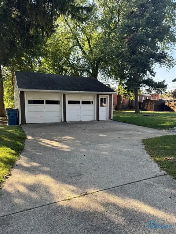 132 Wilkshire Drive, Waterville, OH 43566 - Image #2