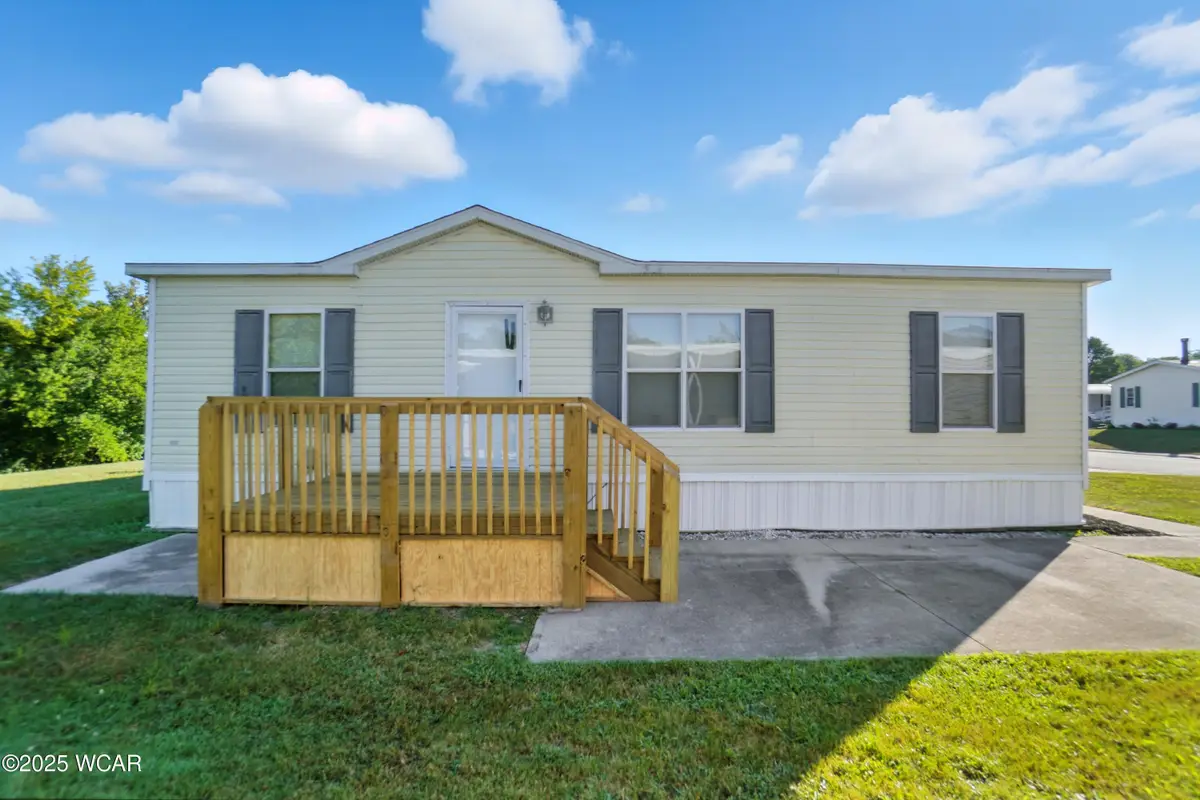 303 Pinewood Circle, Lima, OH 45804 - Image #1