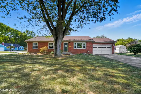 210 Eastown Park Row, Findlay, OH 45840