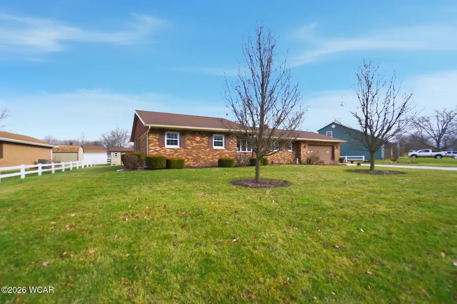 918 Carnation Drive, Wapakoneta, OH 45895 - Image #2