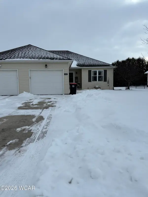 1207 Navajo Trail, Wapakoneta, OH 45895