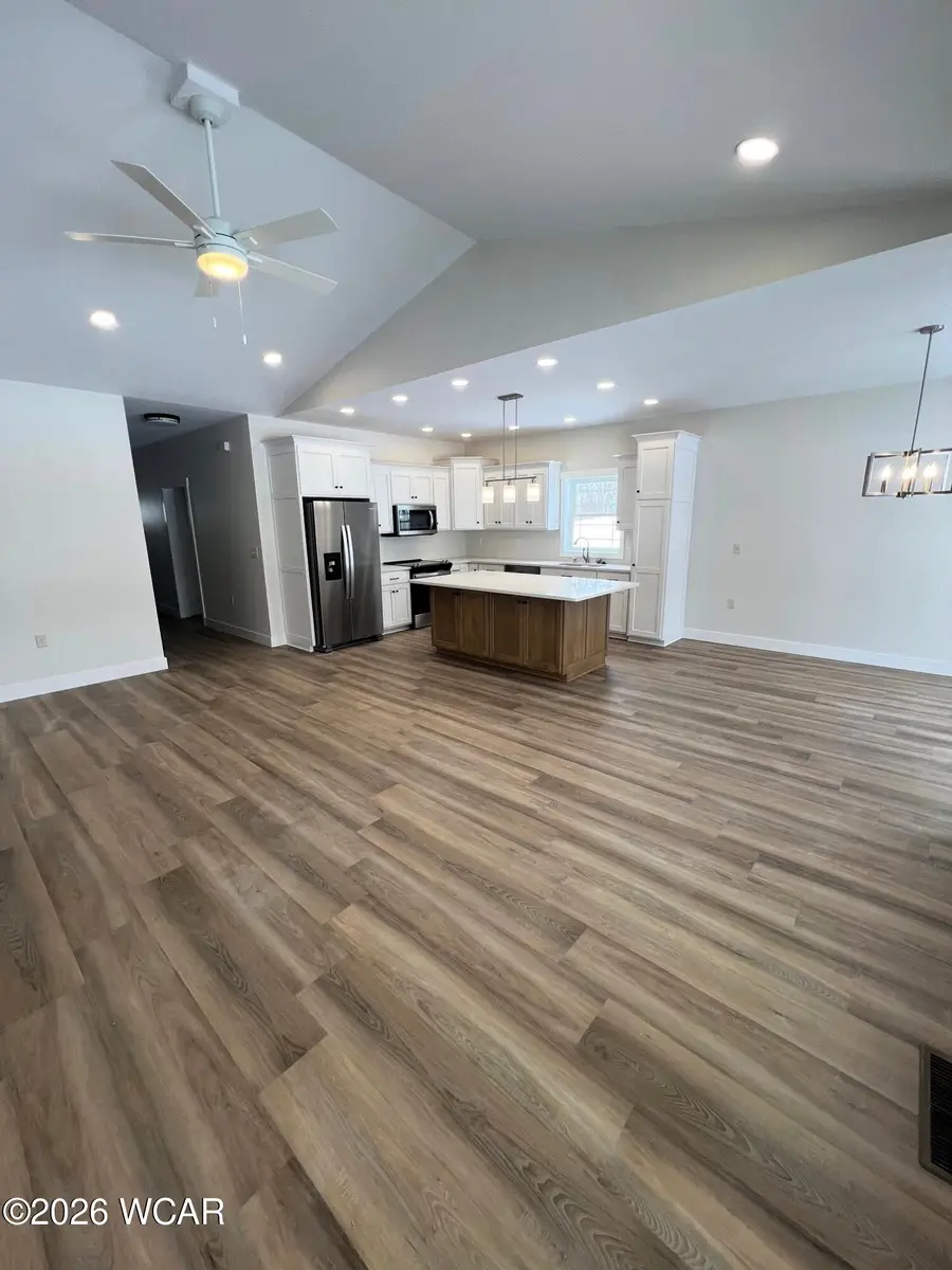 160 Chestnut Lane, Bluffton, OH 45817 - Image #2