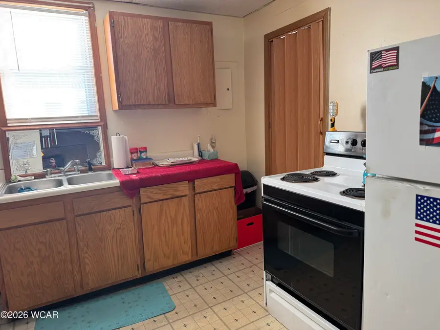 405 E Carrol Street, Kenton, OH 43326 - #3