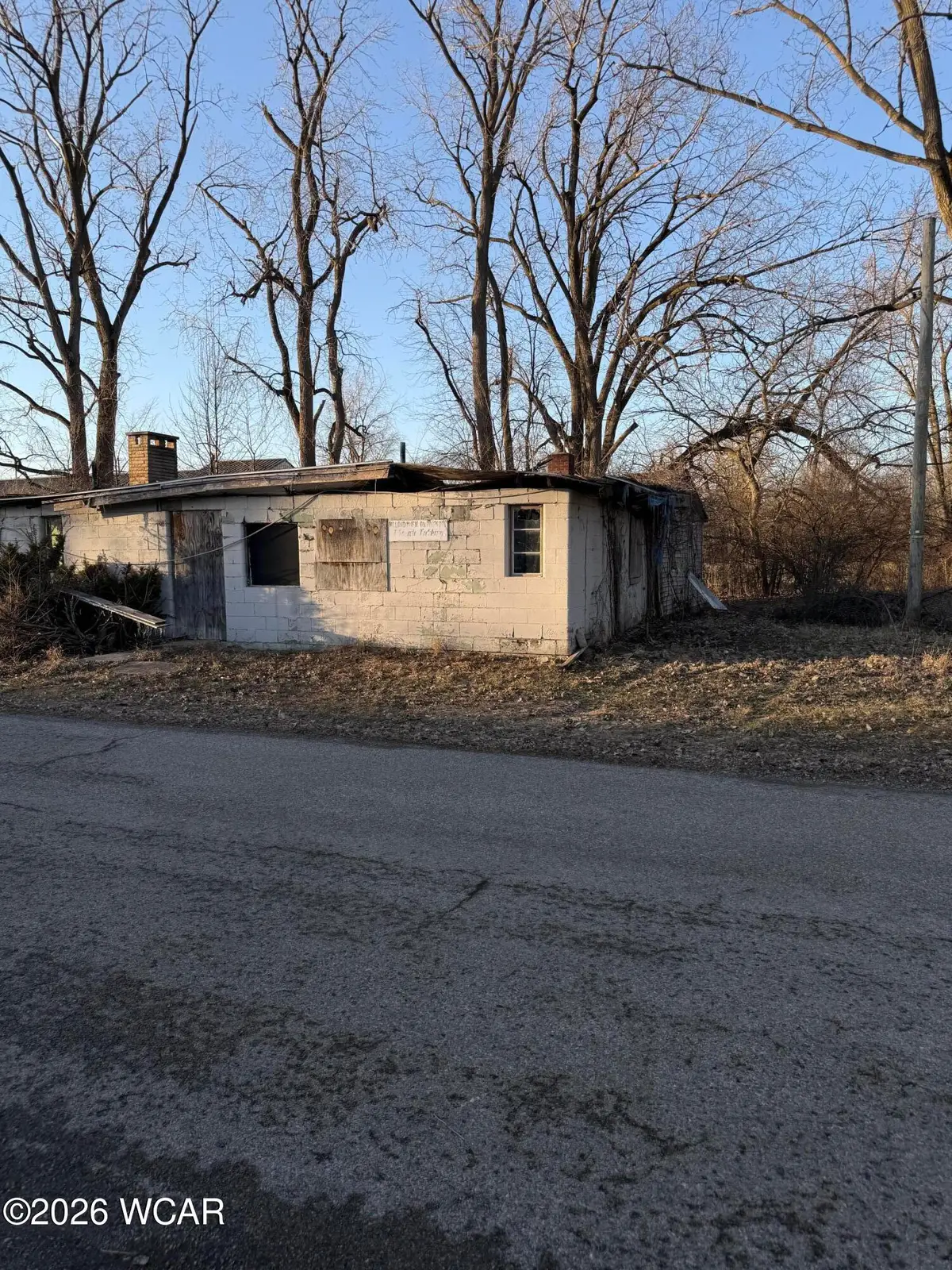 122 E 12th Street, Lima, OH 45804 - #1