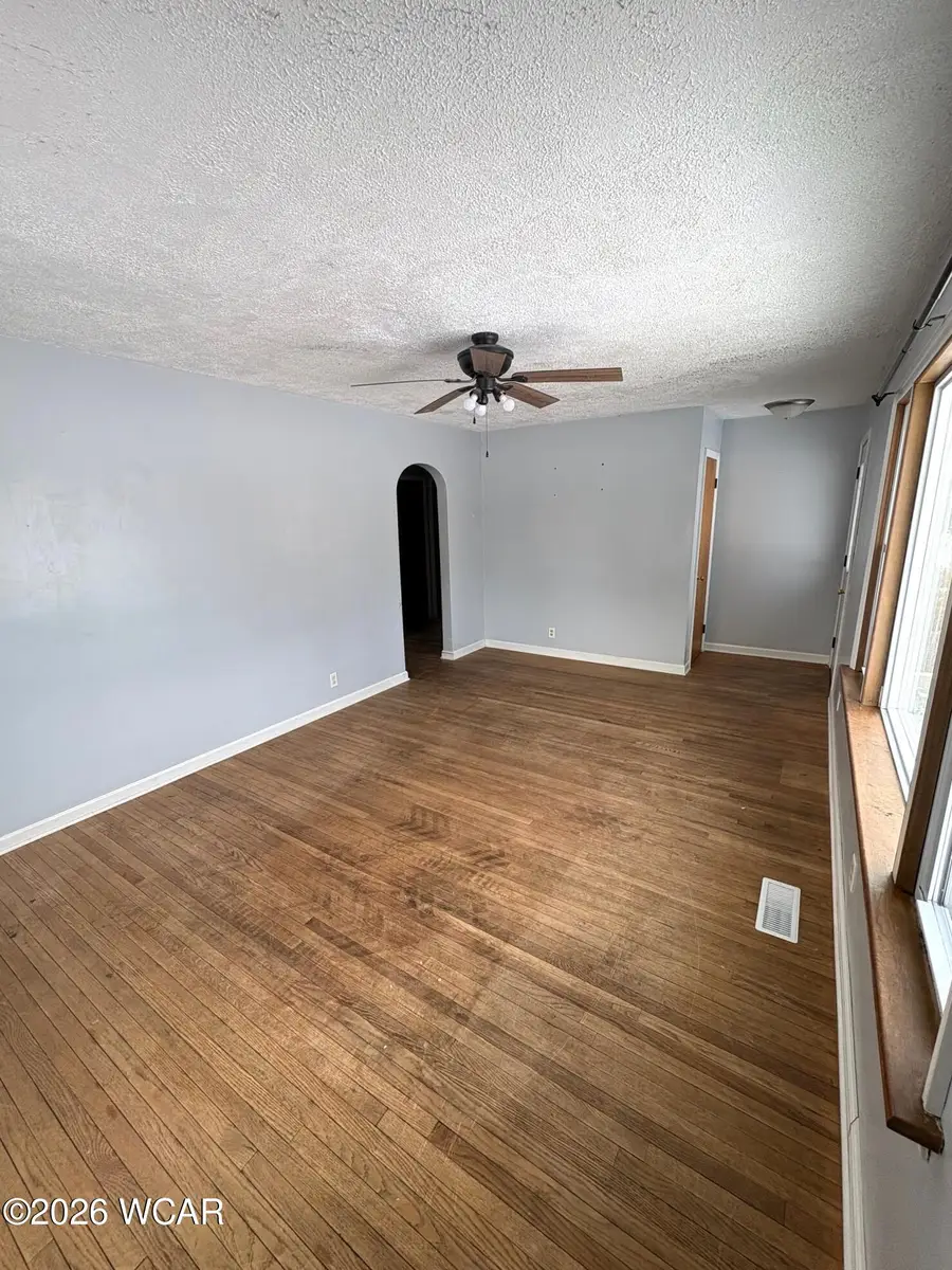 327 W North Avenue, Ada, OH 45810 - #3