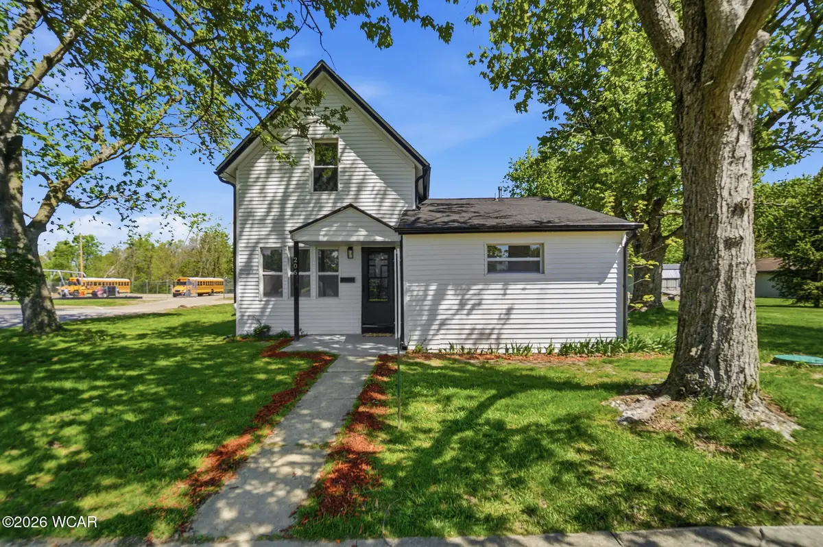 206 W Perry Street, Grover Hill, OH 45849 - #1