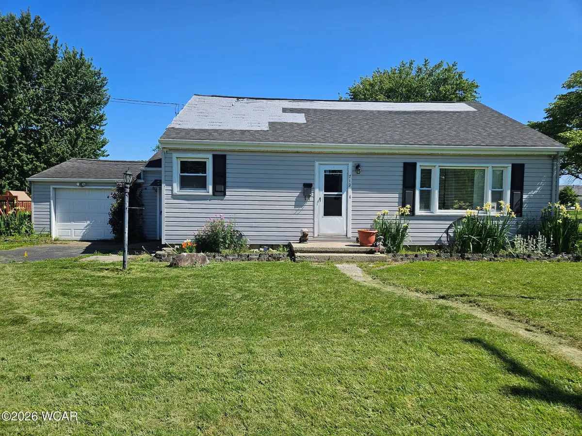712 W Plum Street, Wapakoneta, OH 45895 - #1