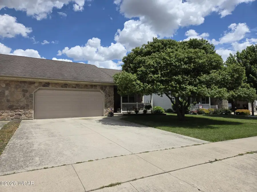 204 Cheyenne Drive, Wapakoneta, OH 45895 - #2