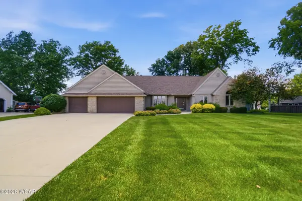 2836 Pin Oak Court, Lima, OH 45805