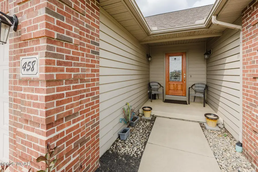 458 Pampas Drive, Ada, OH 45810 - #2