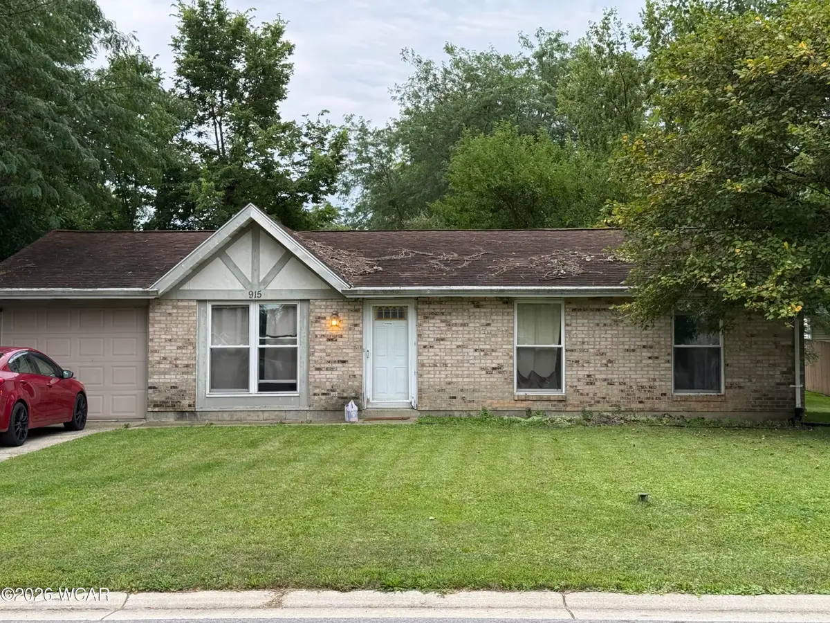 915 Canterbury Drive, Wapakoneta, OH 45895 - #1