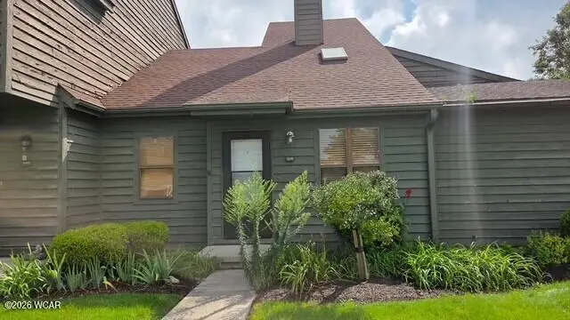 1228 Lincoln Avenue, Wapakoneta, OH 45895 - #1