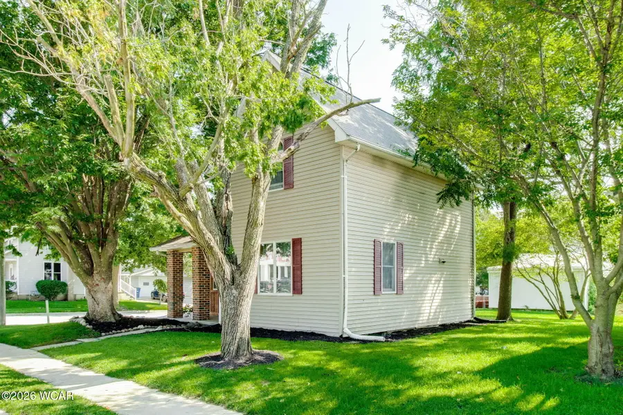 602 S Wayne Street, Saint Marys, OH 45885 - #3