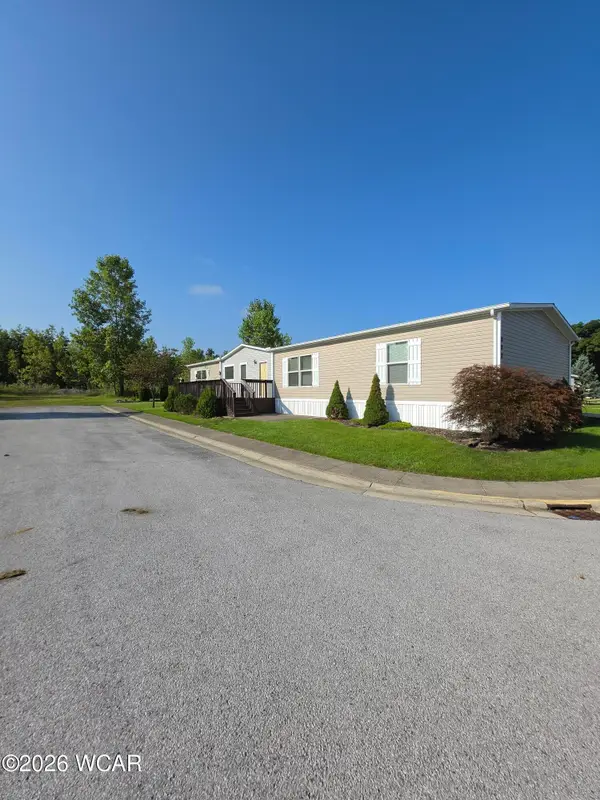 807 Lakeridge Drive, Lima, OH 45804