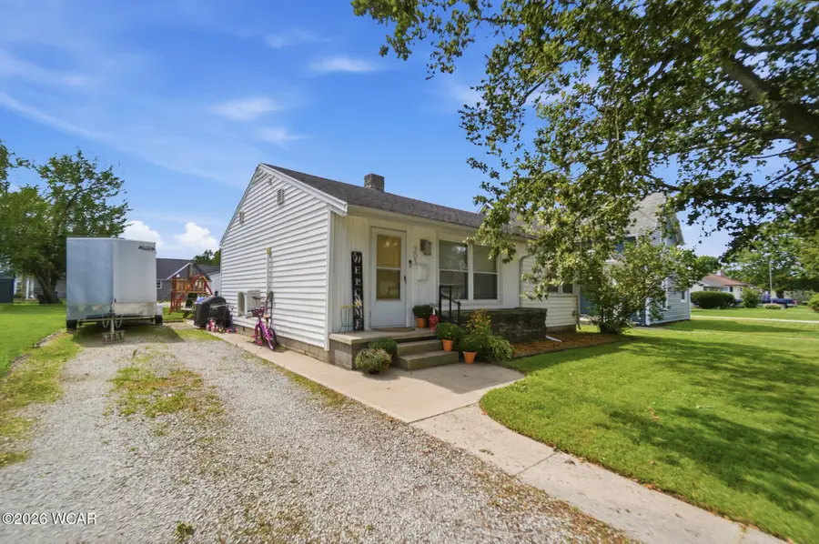 303 Washington Street, Wapakoneta, OH 45895 - #3