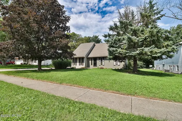 233 Ridge Crest Circle, Lima, OH 45801