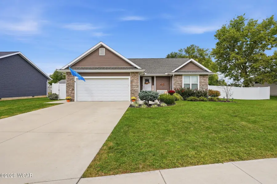 1180 Kennsington Drive, Findlay, OH 45840 - #2