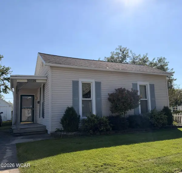 301 W Plum Street, Wapakoneta, OH 45895