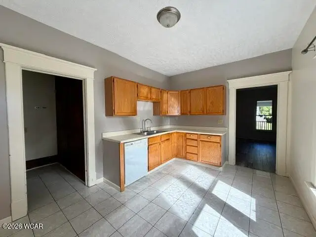313 N High Street, Kenton, OH 43326 - #3