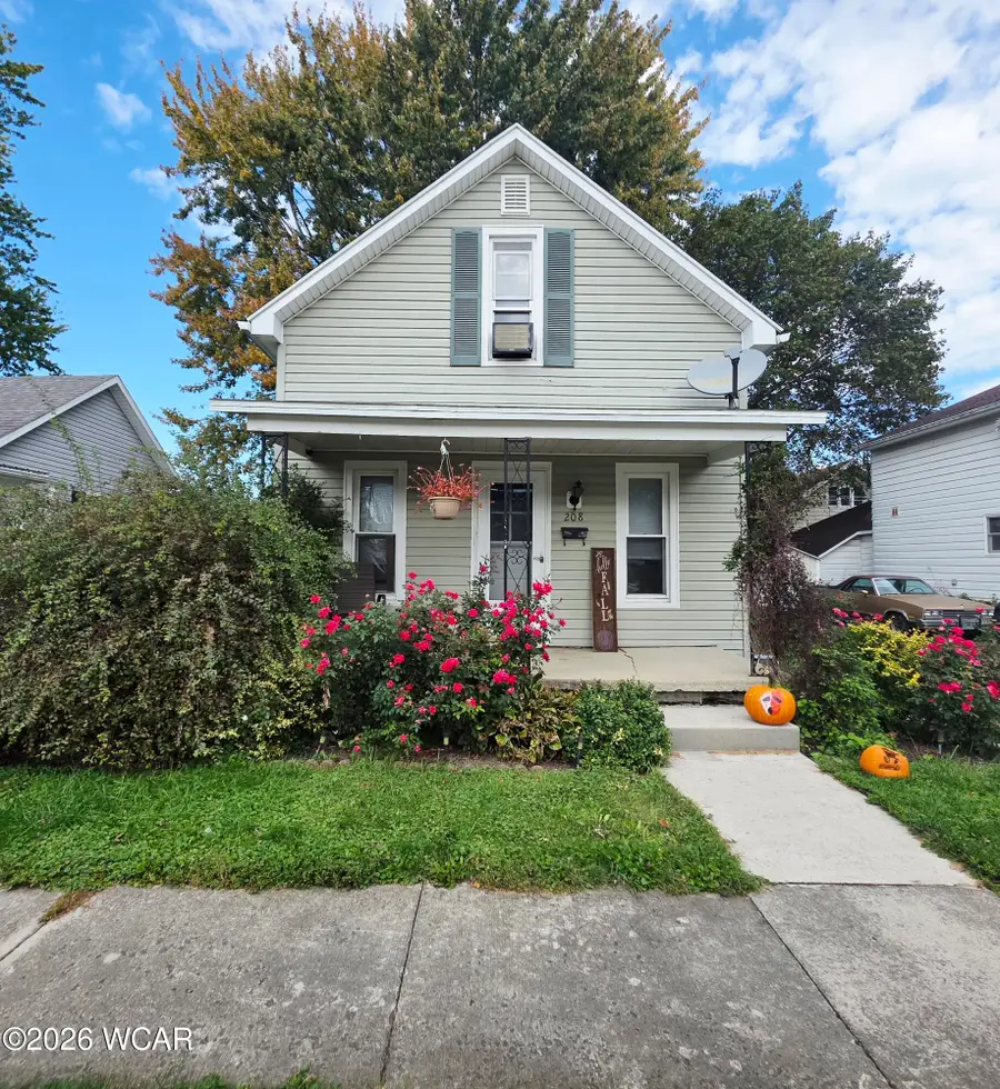 208 W Montford Avenue, Ada, OH 45810 - #3