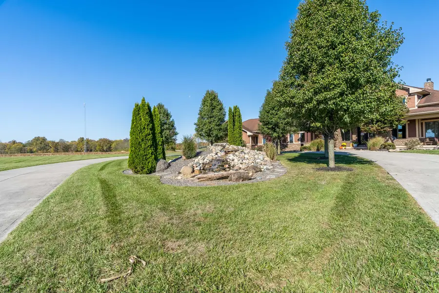 9606 Piqua Lockington Road, Piqua, OH 45356 - Image #2