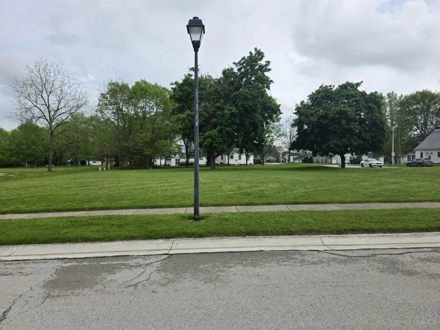 902 Tecumseh Drive, Saint Marys, OH 45885 - Image #2