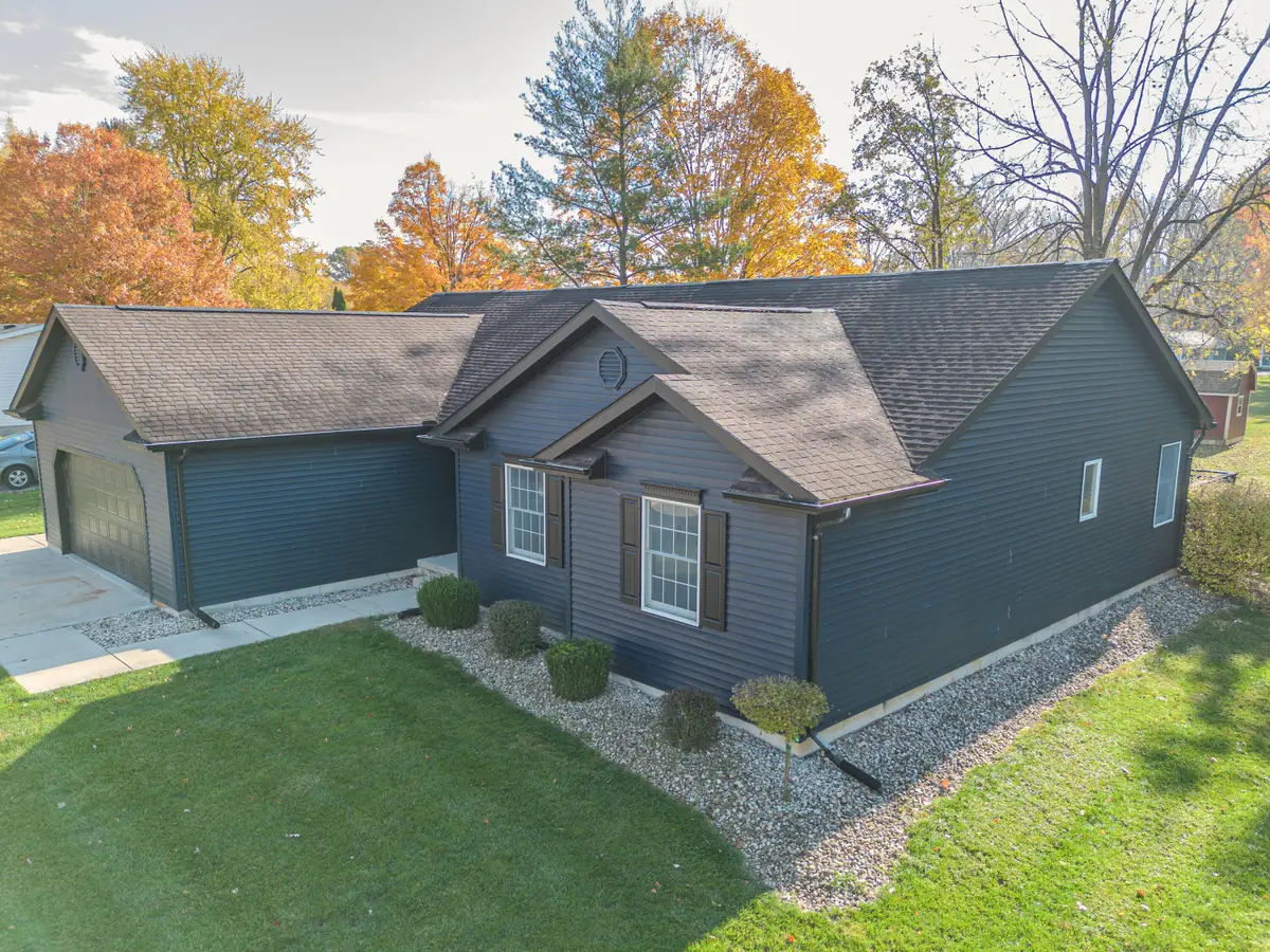 15858 Hickory Avenue, Belle Center, OH 43310 - Image #1