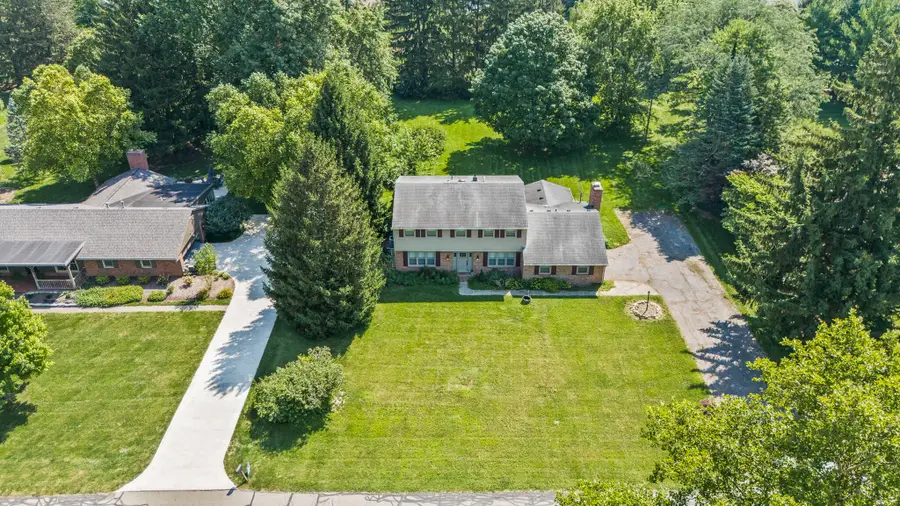 2215 Merrimont Drive, Troy, OH 45373 - Image #2