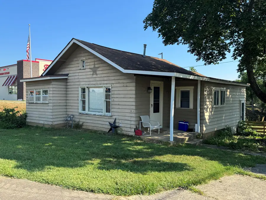 916 S Main Street, Englewood, OH 45322 - Image #3