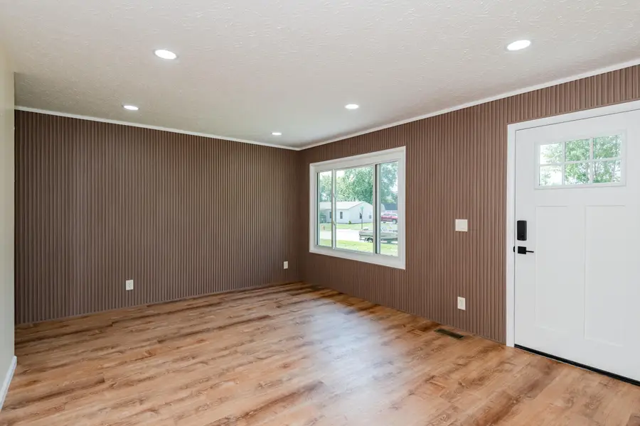 842 Edgewick Road, New Carlisle, OH 45344 - Image #3