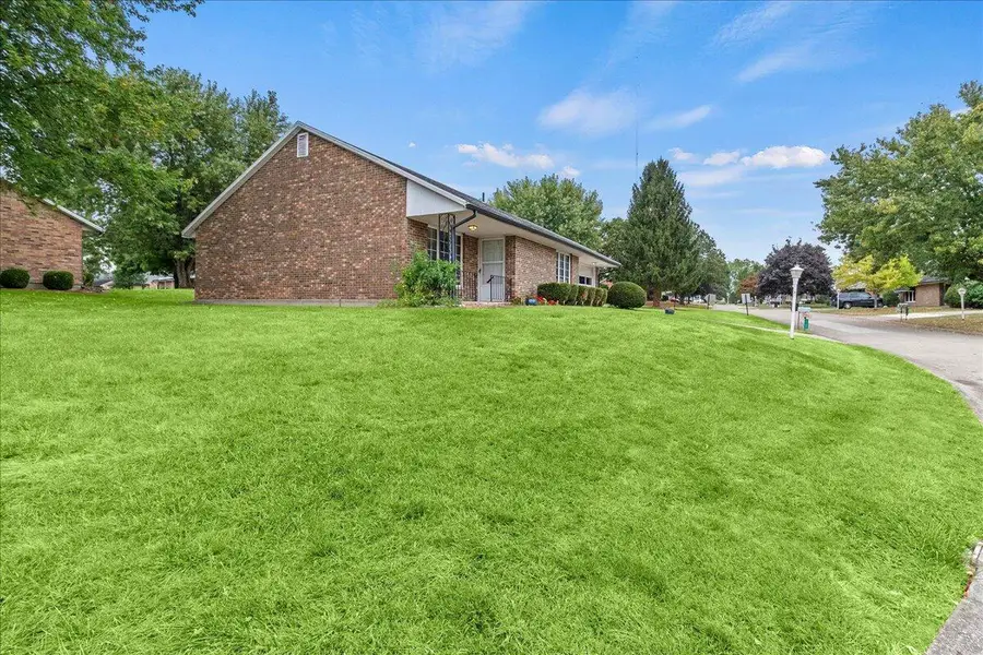 2137 Manhattan Boulevard, Springfield, OH 45504 - Image #2