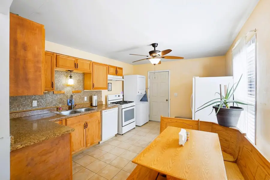 208 Corlington Drive, Springfield, OH 45506 - Image #3