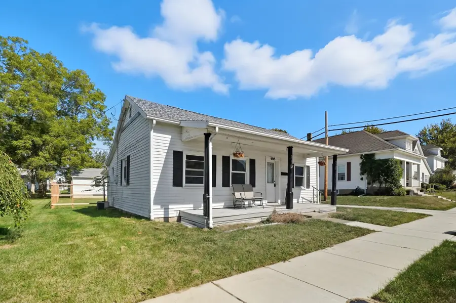 608 W Benton Street, Wapakoneta, OH 45895 - Image #2