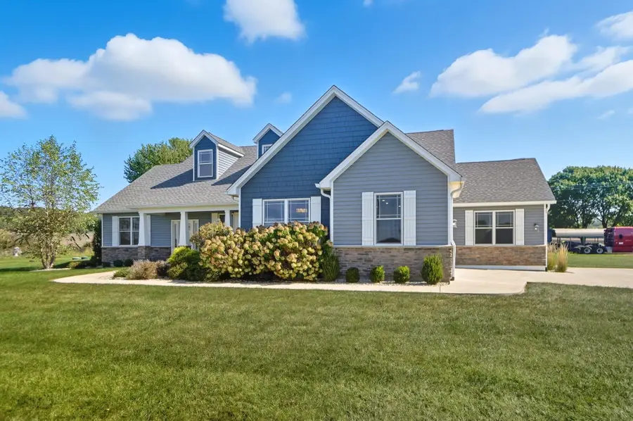 30 E Dallas Road, Urbana, OH 43078 - Image #2