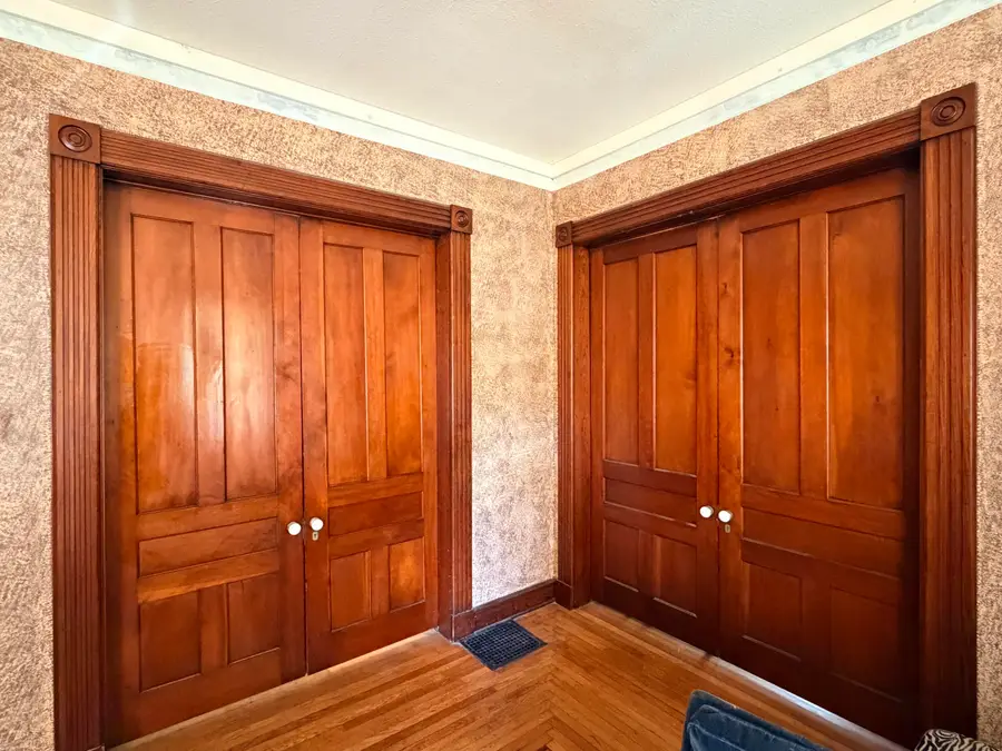 325 E Chillicothe Avenue, Bellefontaine, OH 43311 - Image #2