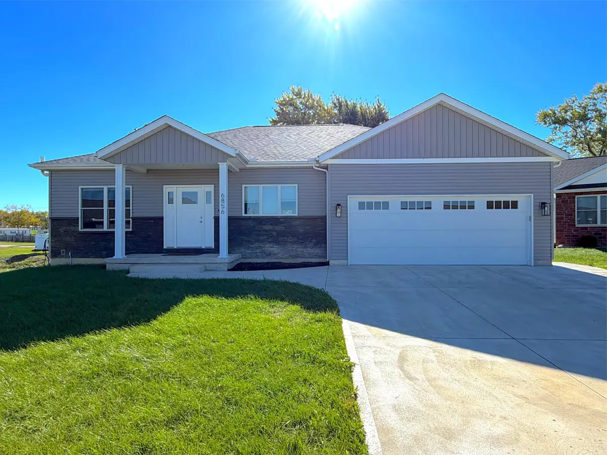 6856 Creekview Court, Huntsville, OH 43324 - Image #1