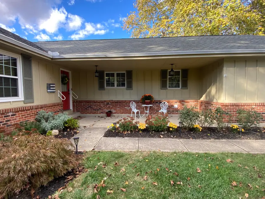 1811 Greenbriar Drive, Troy, OH 45373 - Image #2