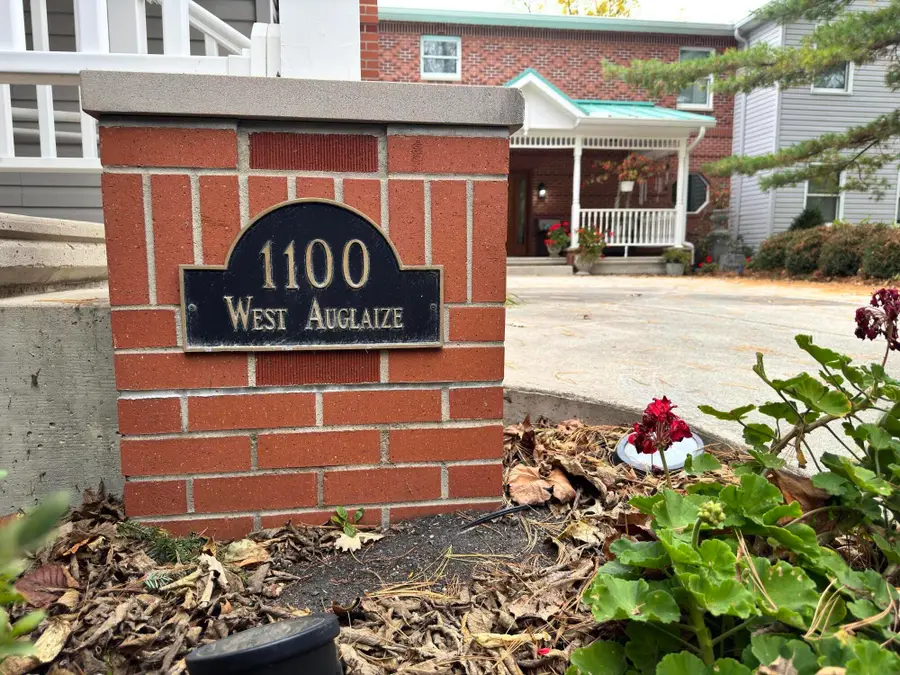 1100 W Auglaize Street, Wapakoneta, OH 45895 - #2