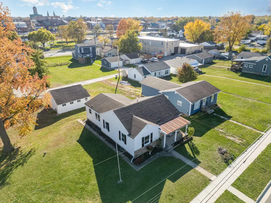 9 E Silver Street, Wapakoneta, OH 45895 - Image #2