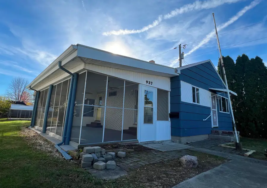 937 W Court Street, Urbana, OH 43078 - Image #2