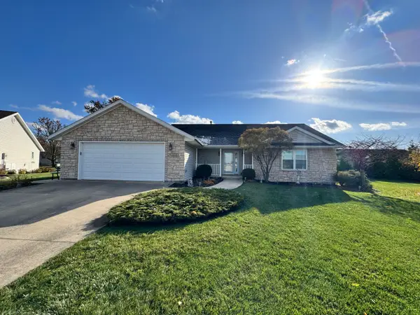 1028 Stonegate Court, Wapakoneta, OH 45895