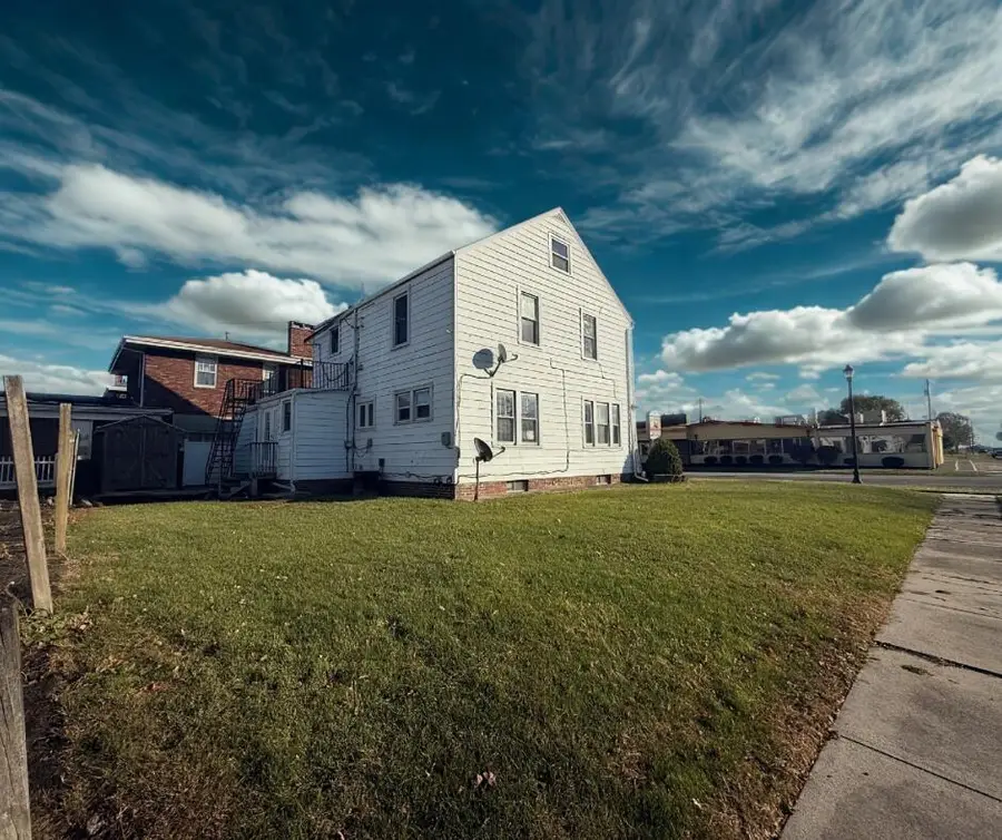 301 E Market Street, Celina, OH 45822 - Image #3