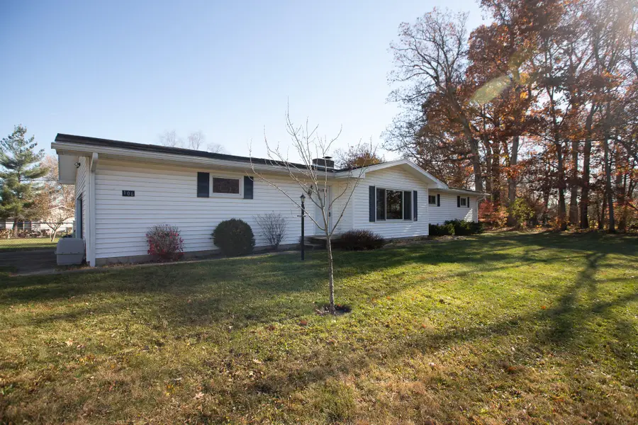 106 Valleyview Drive, Wapakoneta, OH 45895 - Image #2