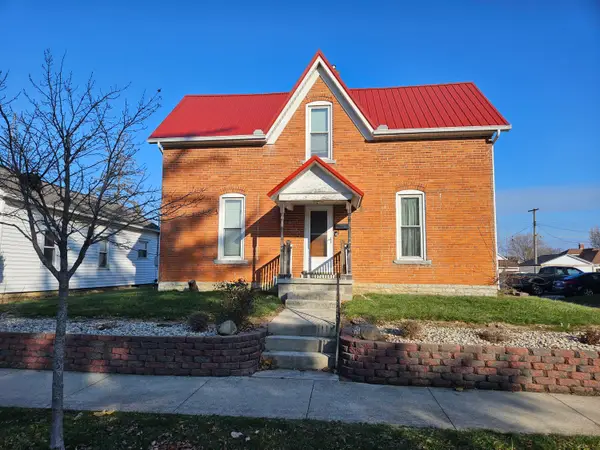 206 E Benton Street, Wapakoneta, OH 45895