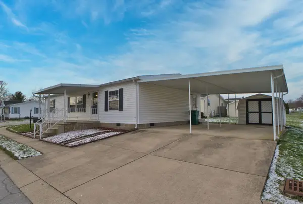 427 Alisha Lane, Fairborn, OH 45324