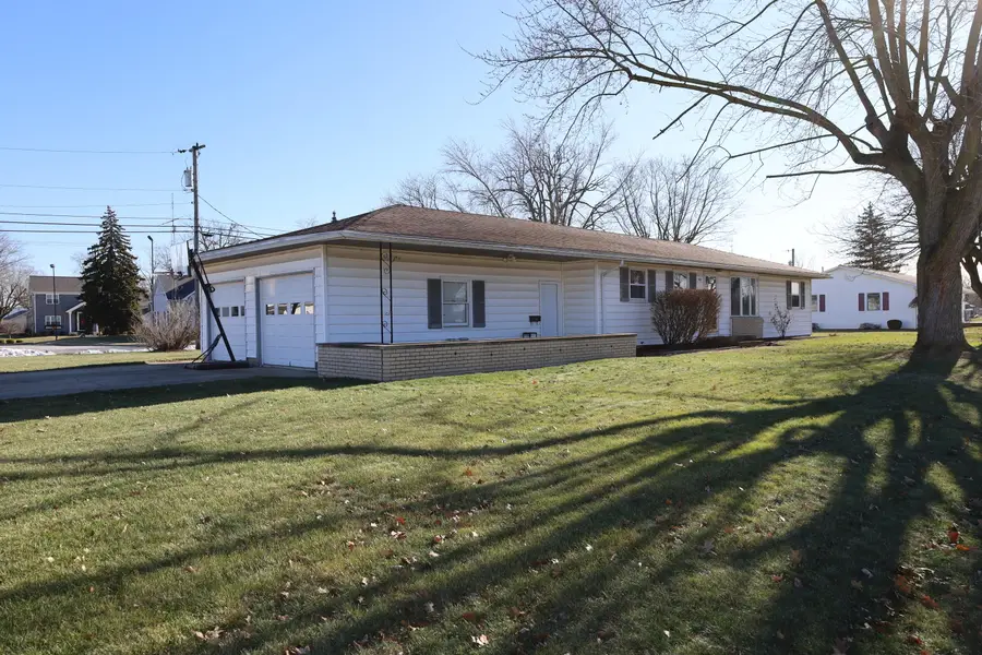 401 Gwendolyn Street, Fort Recovery, OH 45846 - Image #2
