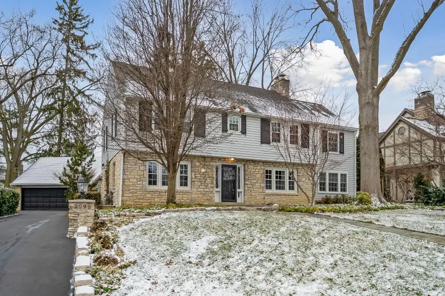 2295 Oxford Road, Upper Arlington, OH 43221 - Image #2