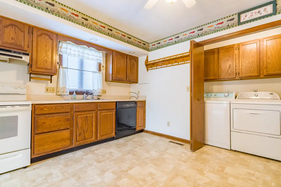 1883 Shawnee Drive, Sidney, OH 45365 - Image #2